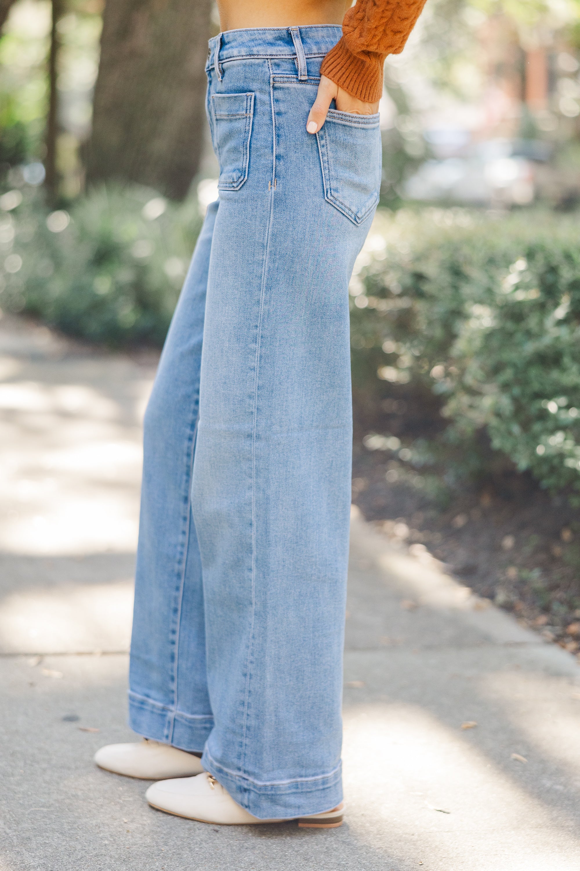 Wash Wide Leg Jeans
